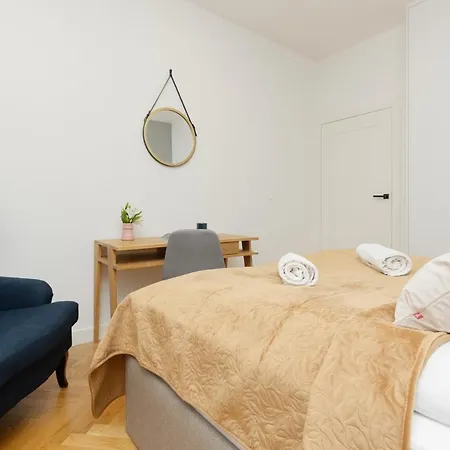 Centre Koszykowa By Renters Lejlighed *